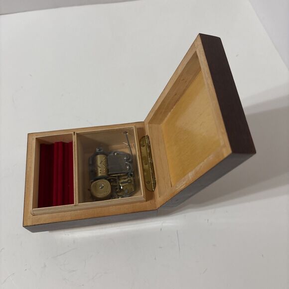 VINTAGE REUGE SORRENTO MUSIC BOX W/ ITALIAN INLAY. Work Great - Picture 14 of 14